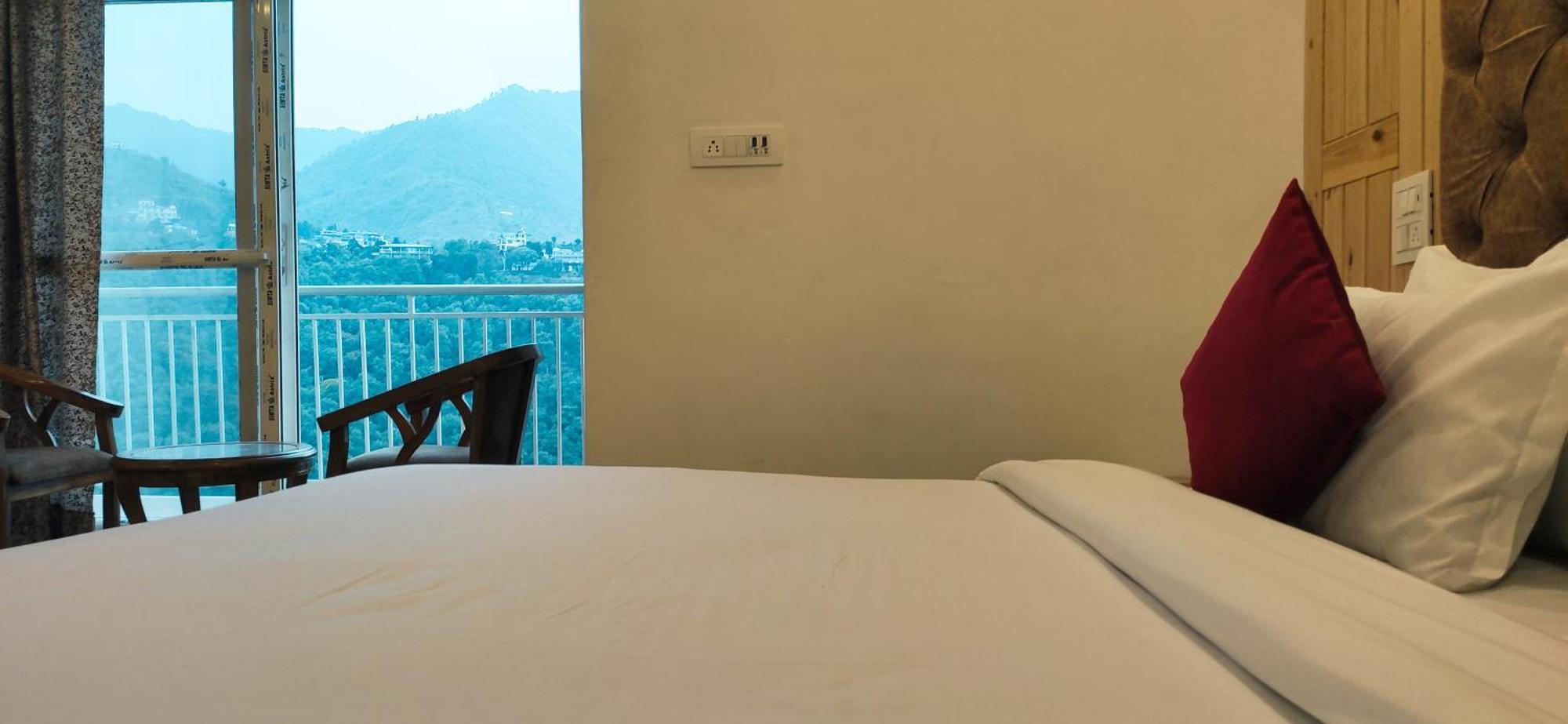 Queens Hill By Edge Mussoorie Εξωτερικό φωτογραφία